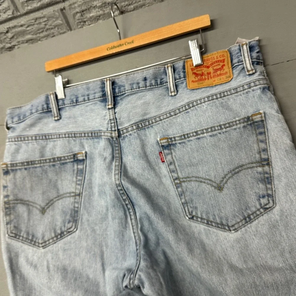 Levi Strauss 550 Mens Jeans Light Wash Relaxed‎ Fit Size 42x30